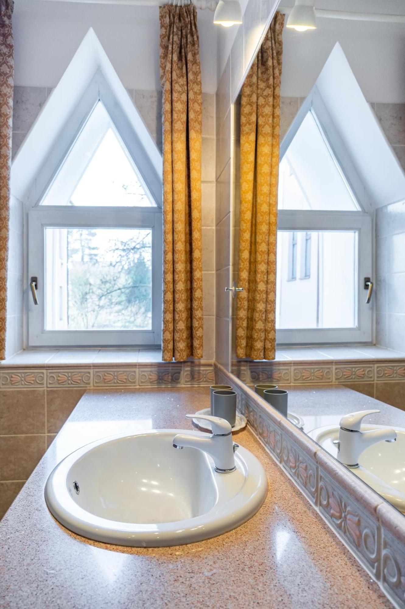 Hotel Sanatorium Mariot Františkovy Lázně Eksteriør bilde